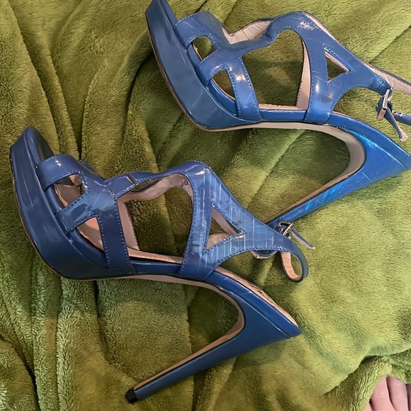 Vince camuto size 8/38 shoes - Picture 5 of 5